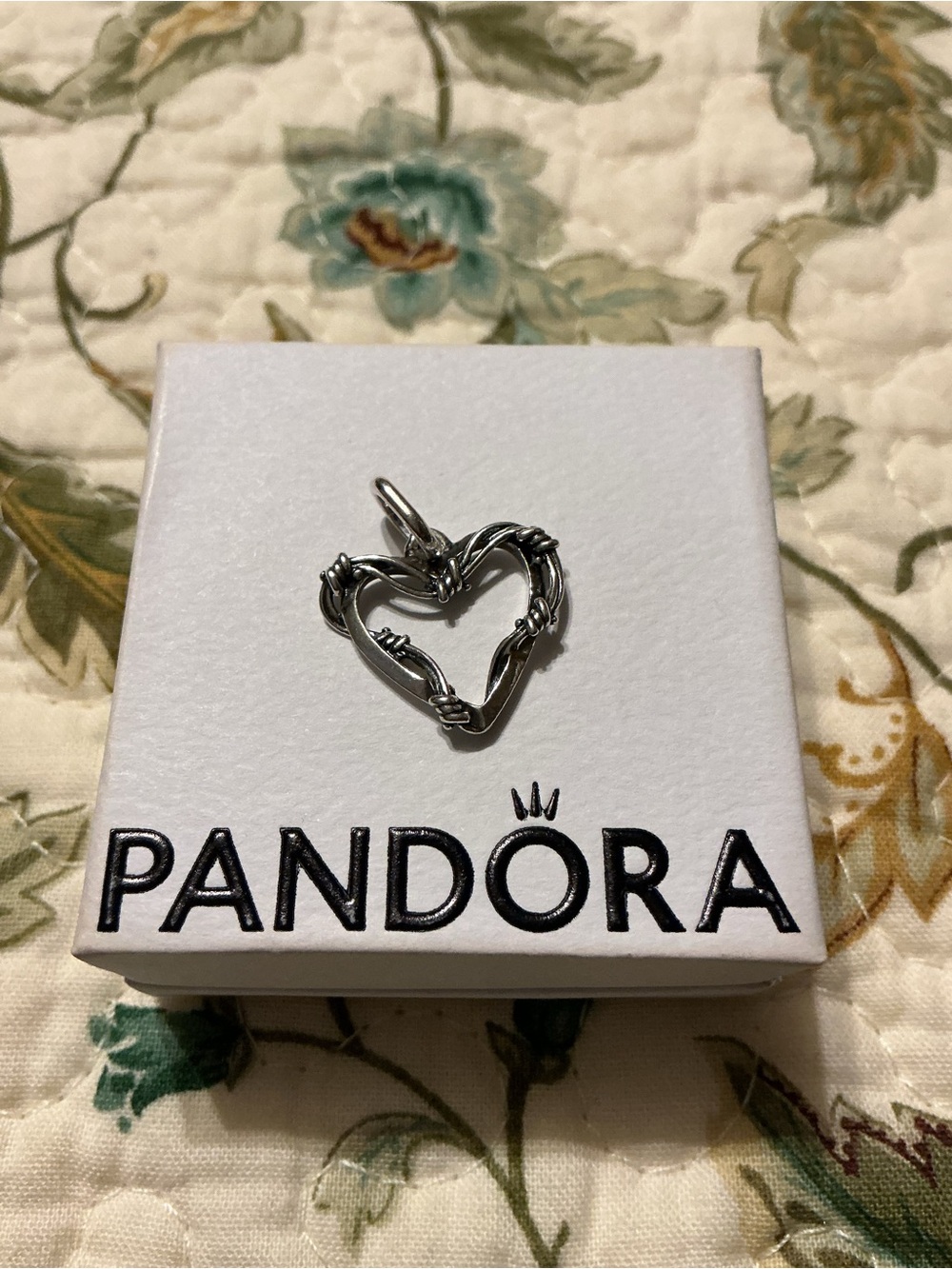 Pandora Wire Heart Medallion.